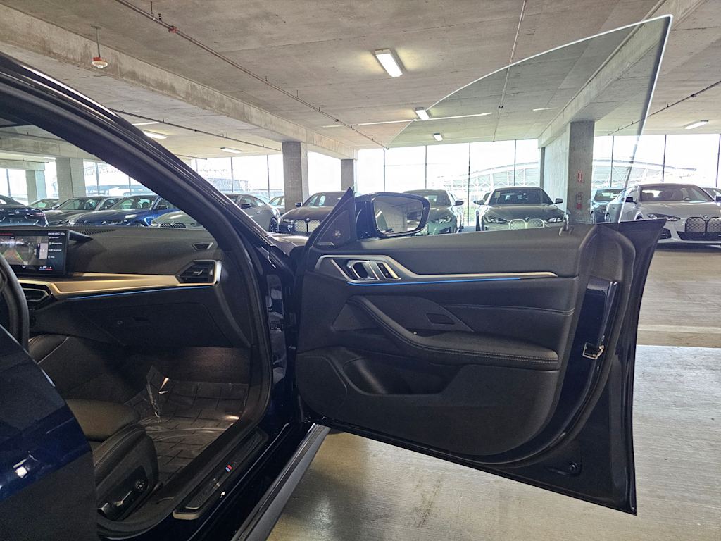 Thumbnail: 2023 BMW i4 - 33