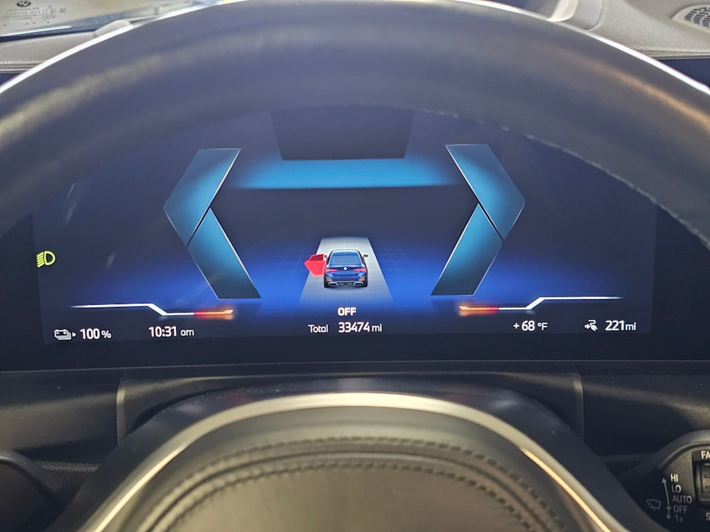 Thumbnail: 2023 BMW i4 - 18
