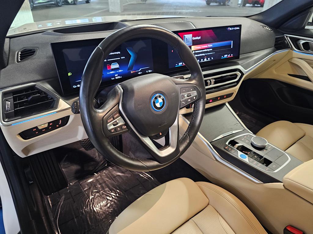 Thumbnail: 2024 BMW i4 - 2