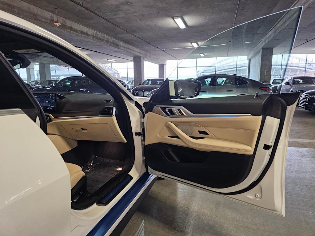 Thumbnail: 2024 BMW i4 - 31