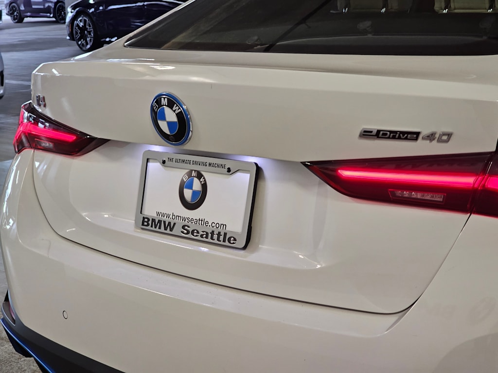 Thumbnail: 2024 BMW i4 - 21