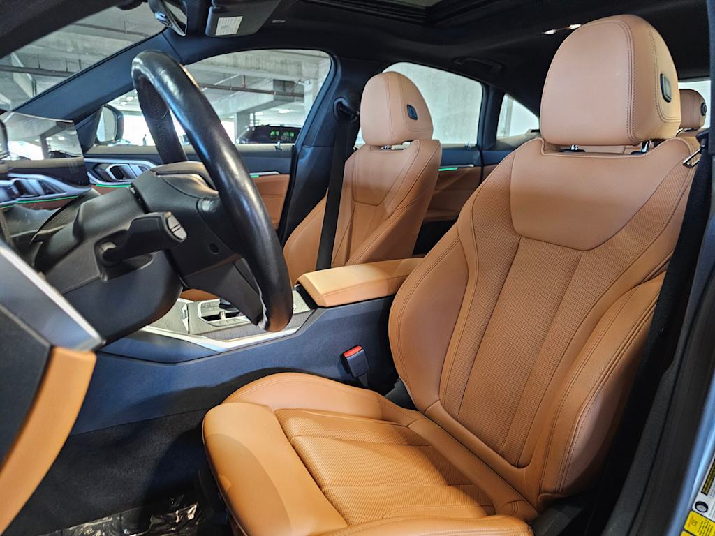 Thumbnail: 2023 BMW i4 - 10