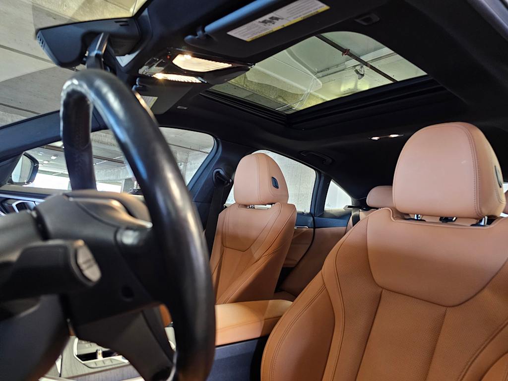 Thumbnail: 2023 BMW i4 - 32