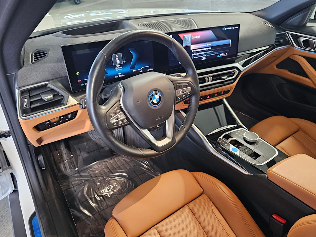Thumbnail: 2023 BMW i4 - 2