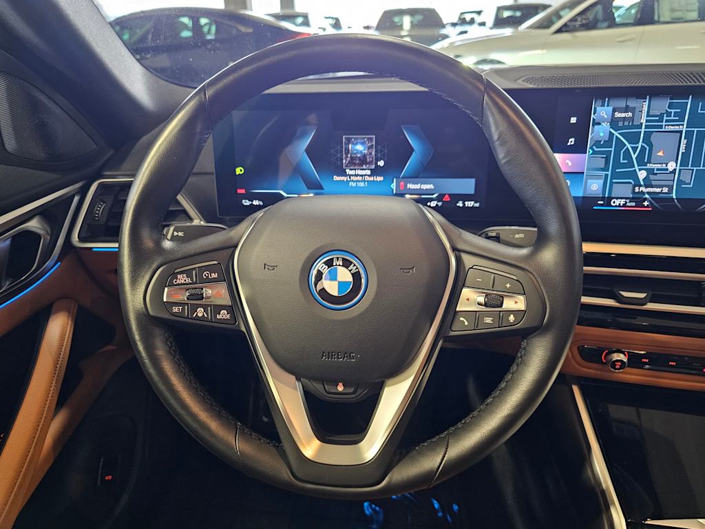 Thumbnail: 2023 BMW i4 - 13