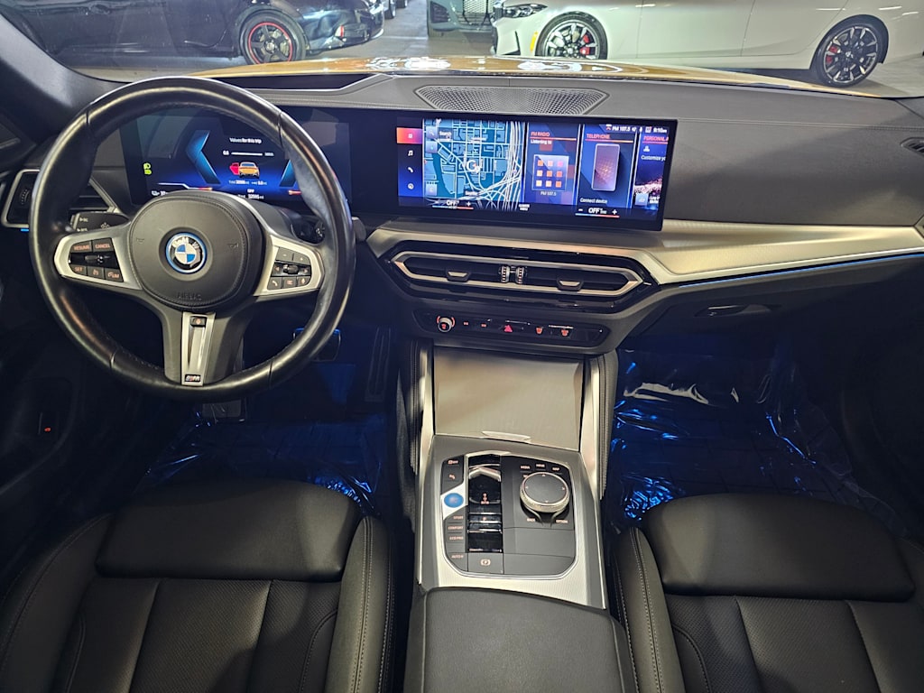 Thumbnail: 2023 BMW i4 - 9