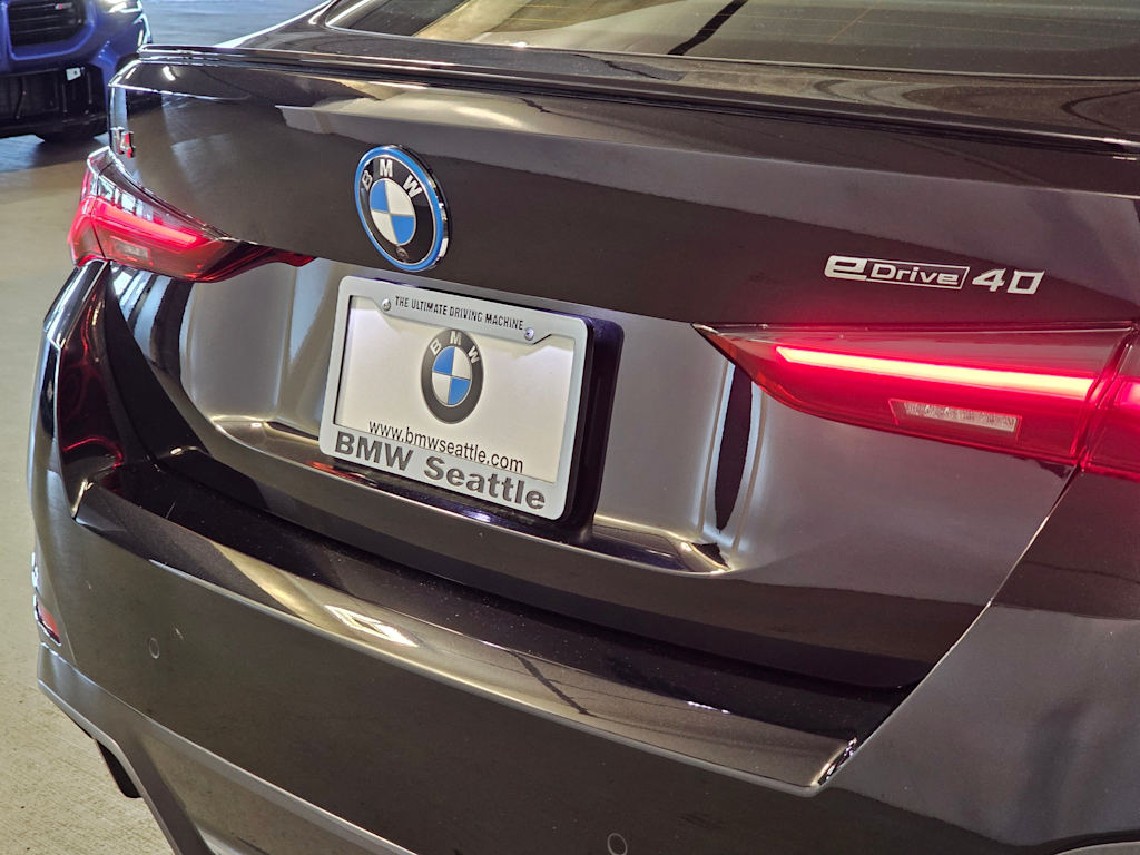 Thumbnail: 2023 BMW i4 - 21