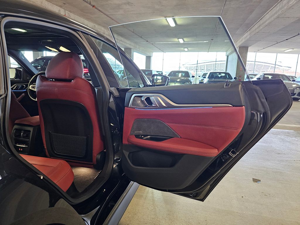 Thumbnail: 2023 BMW i4 - 31