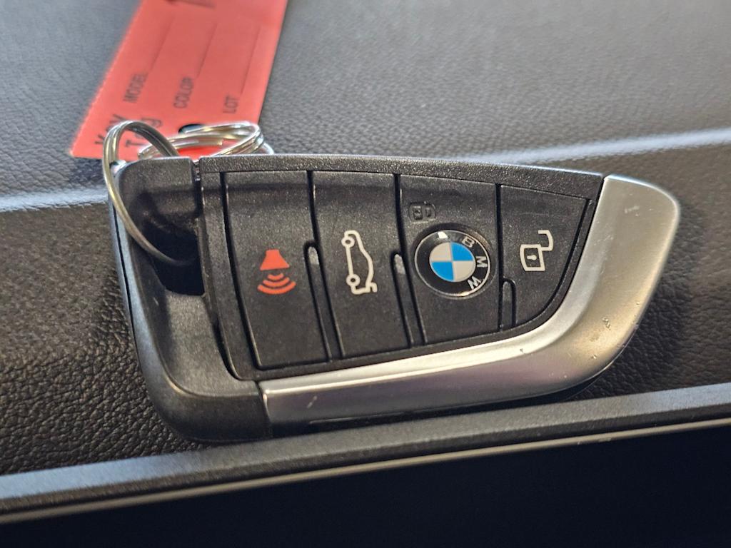 Thumbnail: 2024 BMW i4 - 19