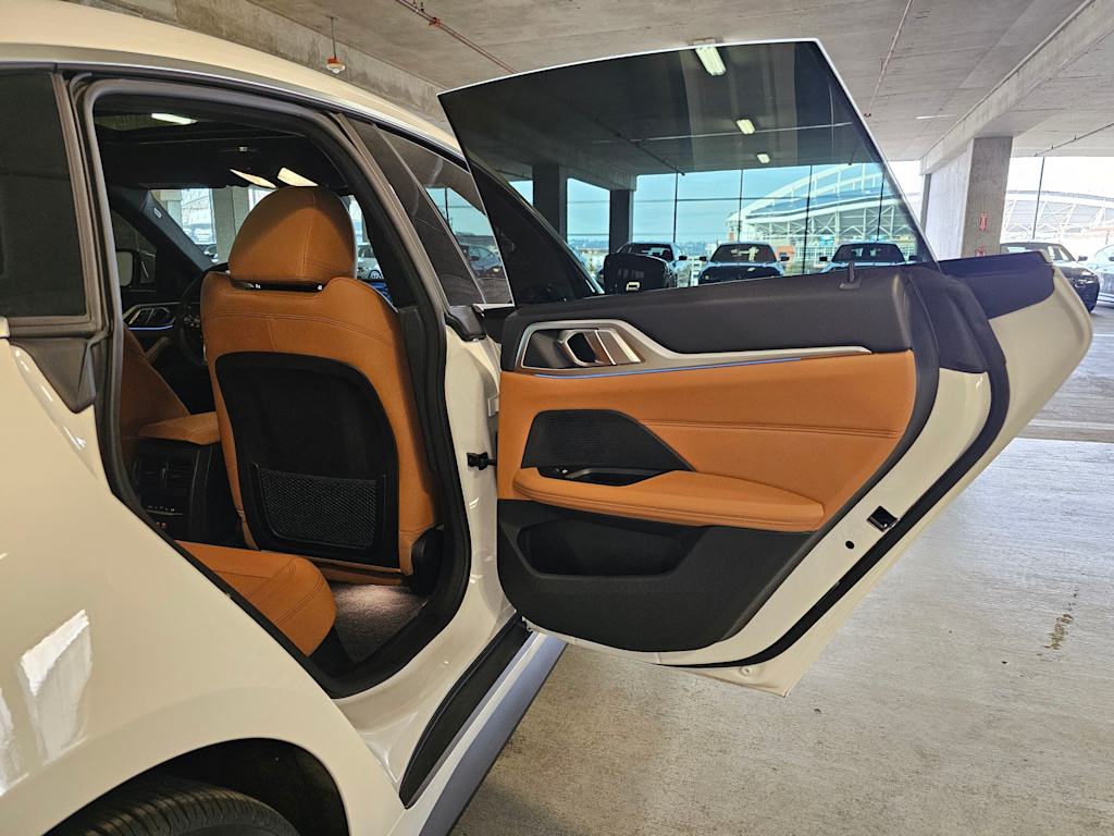 Thumbnail: 2024 BMW i4 - 30