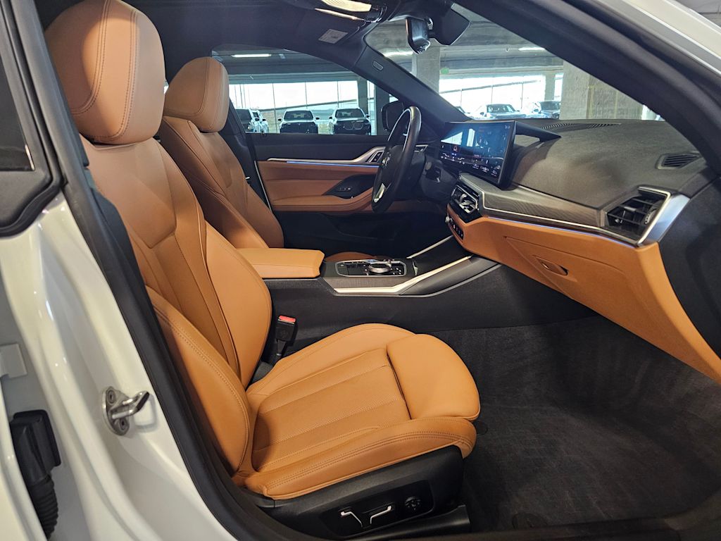 Thumbnail: 2024 BMW i4 - 33