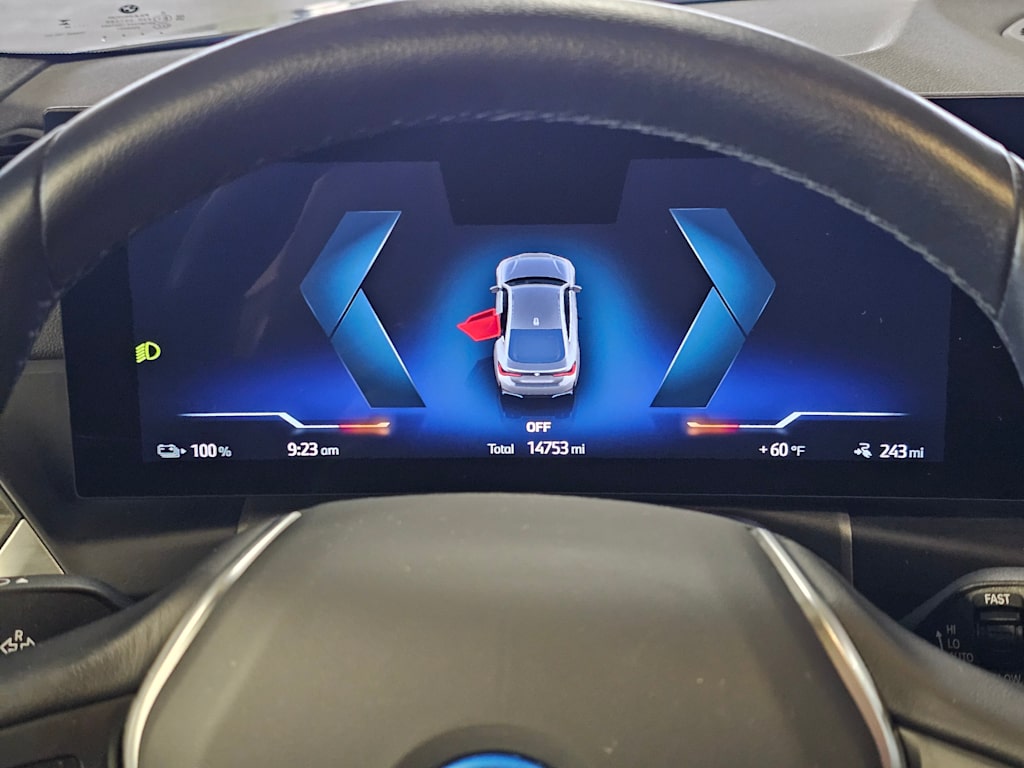Thumbnail: 2024 BMW i4 - 17