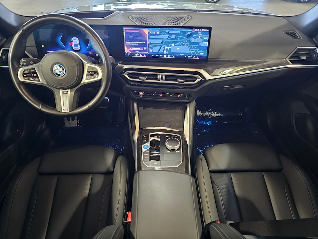 Thumbnail: 2024 BMW i4 - 10