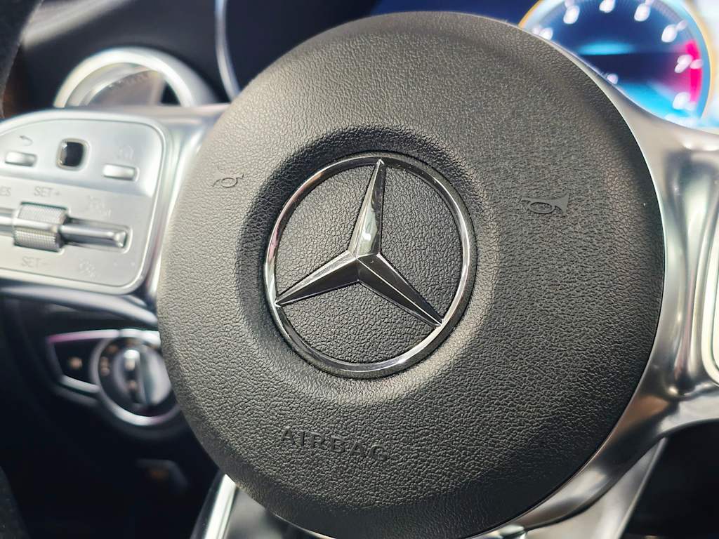 Thumbnail: 2020 Mercedes-Benz GLC - 32