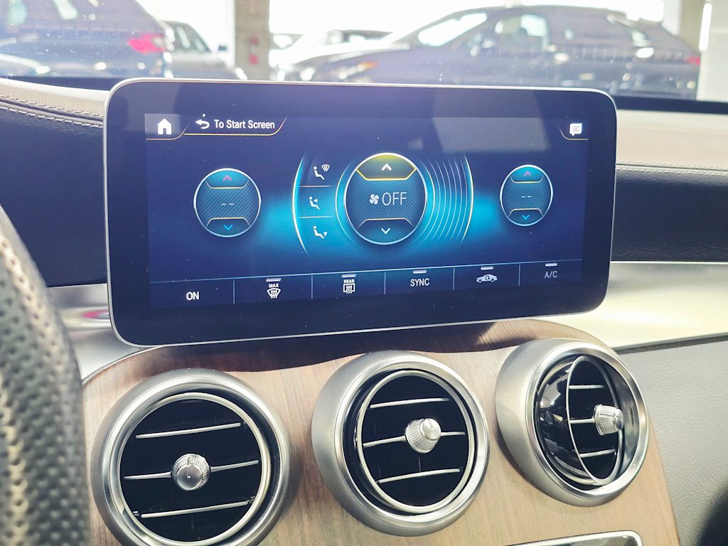 Thumbnail: 2020 Mercedes-Benz GLC - 22