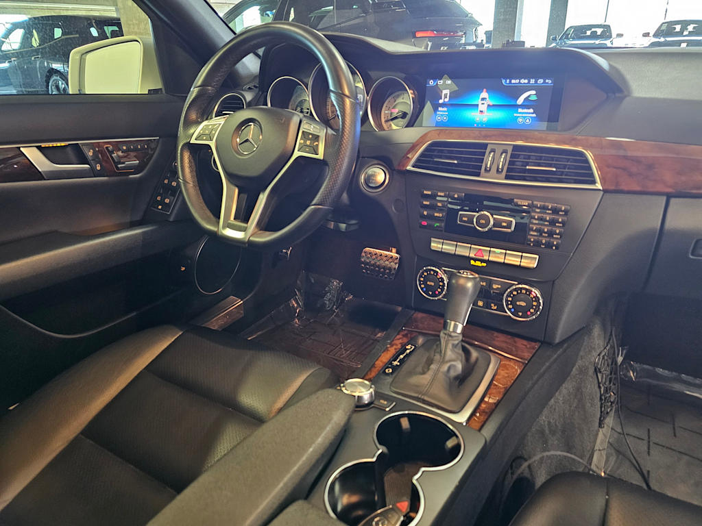 Thumbnail: 2013 Mercedes-Benz C-Class - 14