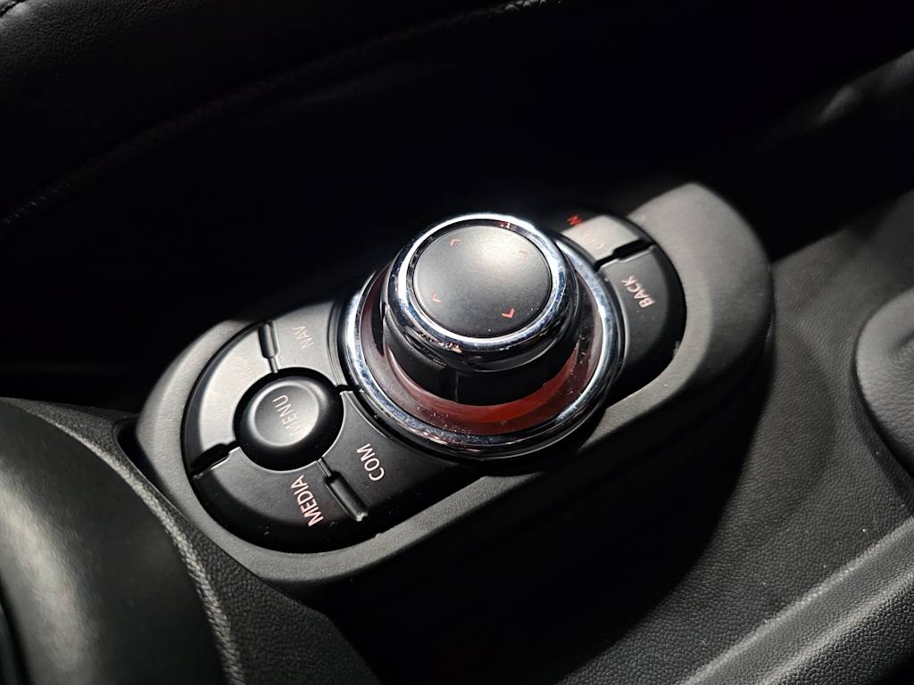 Thumbnail: 2022 MINI Cooper - 27