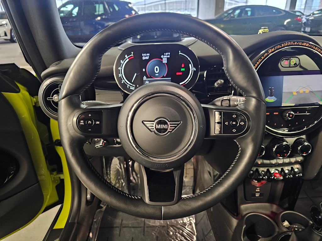 Thumbnail: 2022 MINI Cooper - 11