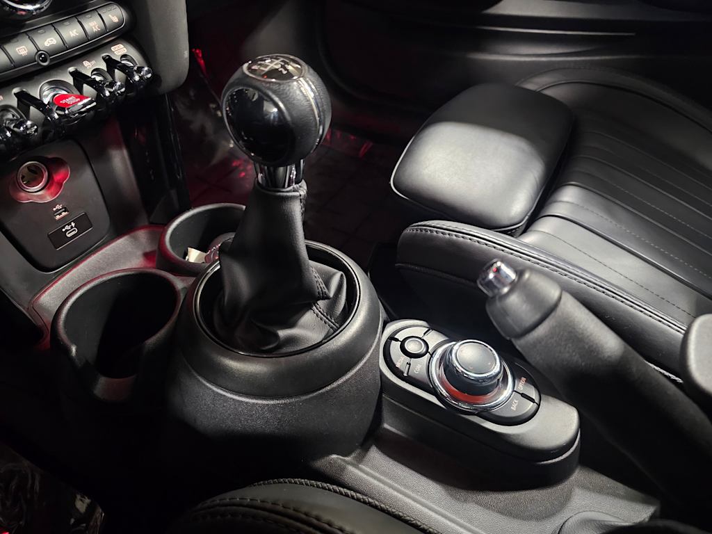 Thumbnail: 2022 MINI Cooper - 26