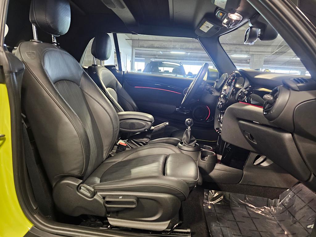 Thumbnail: 2022 MINI Cooper - 33