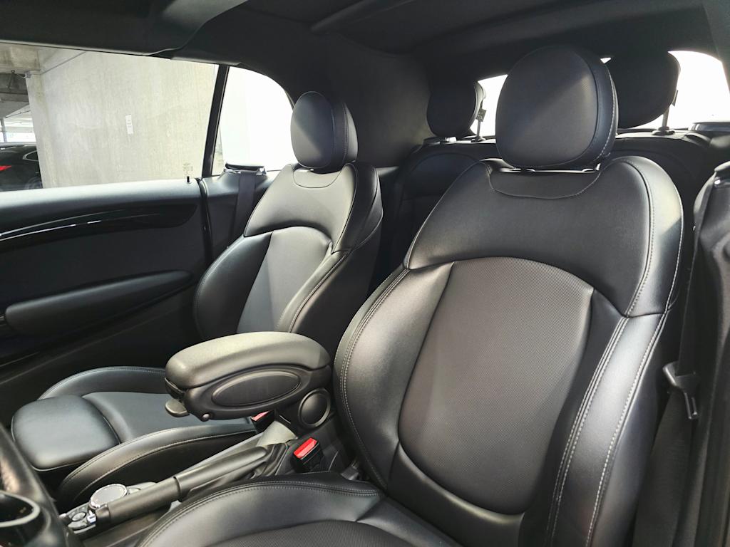 Thumbnail: 2016 MINI Cooper - 11