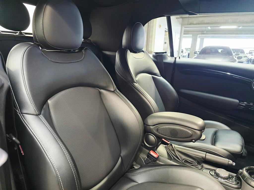Thumbnail: 2016 MINI Cooper - 28