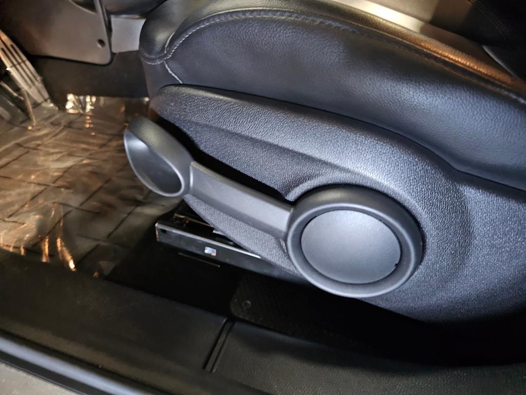 Thumbnail: 2016 MINI Cooper Countryman - 25