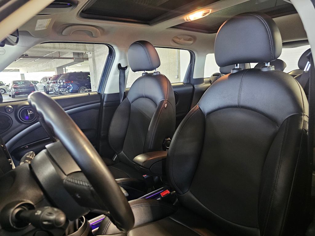 Thumbnail: 2016 MINI Cooper Countryman - 12