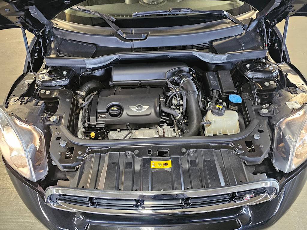 Thumbnail: 2016 MINI Cooper Countryman - 9