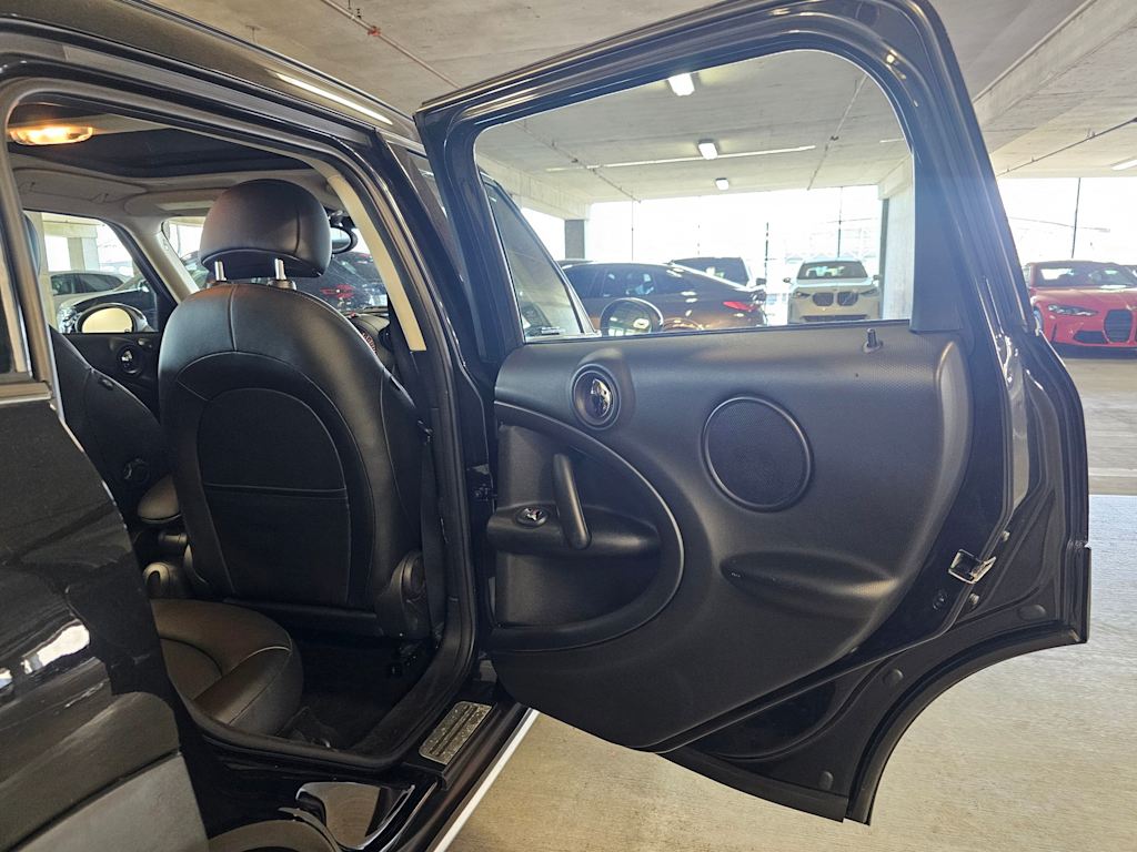 Thumbnail: 2016 MINI Cooper Countryman - 30