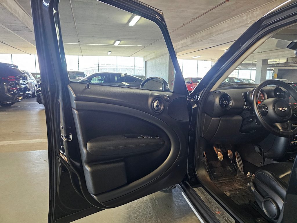 Thumbnail: 2016 MINI Cooper Countryman - 27