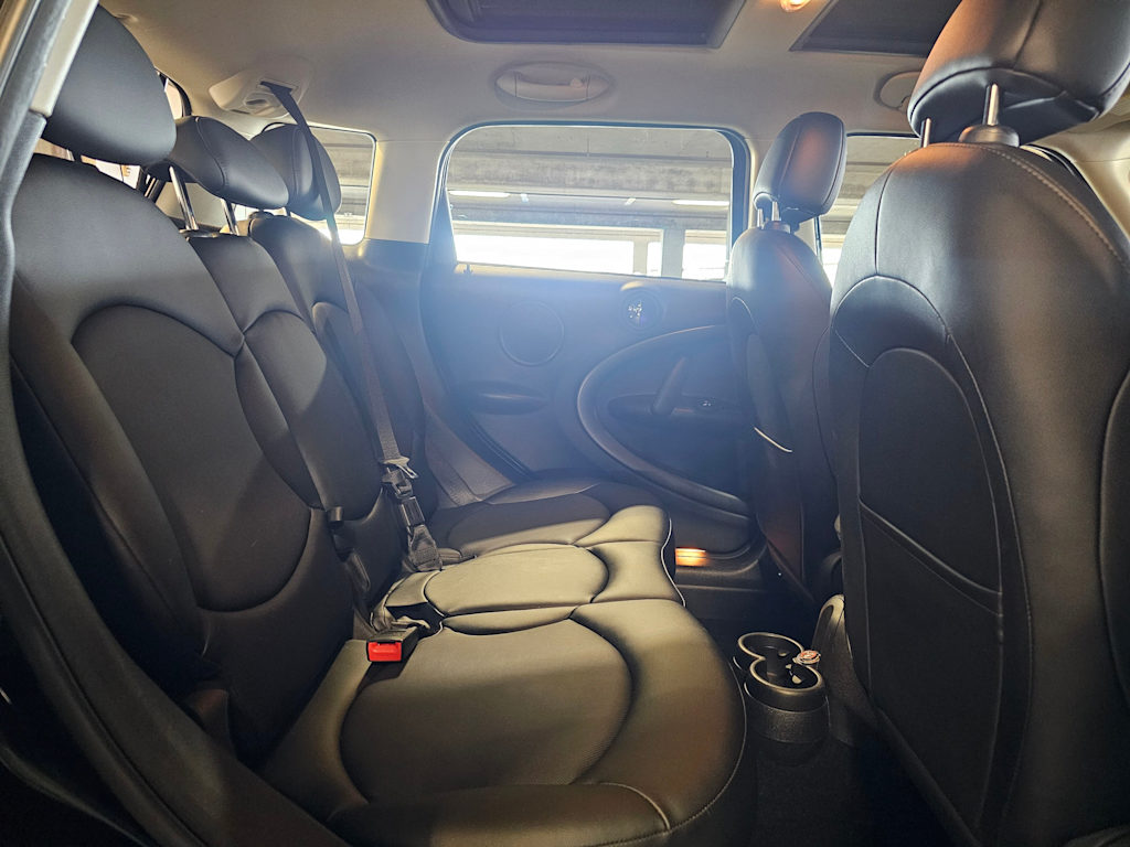 Thumbnail: 2016 MINI Cooper Countryman - 31