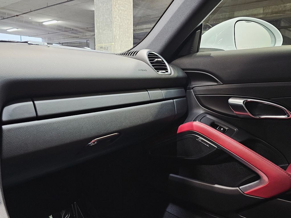 Thumbnail: 2018 Porsche 718 Cayman - 24