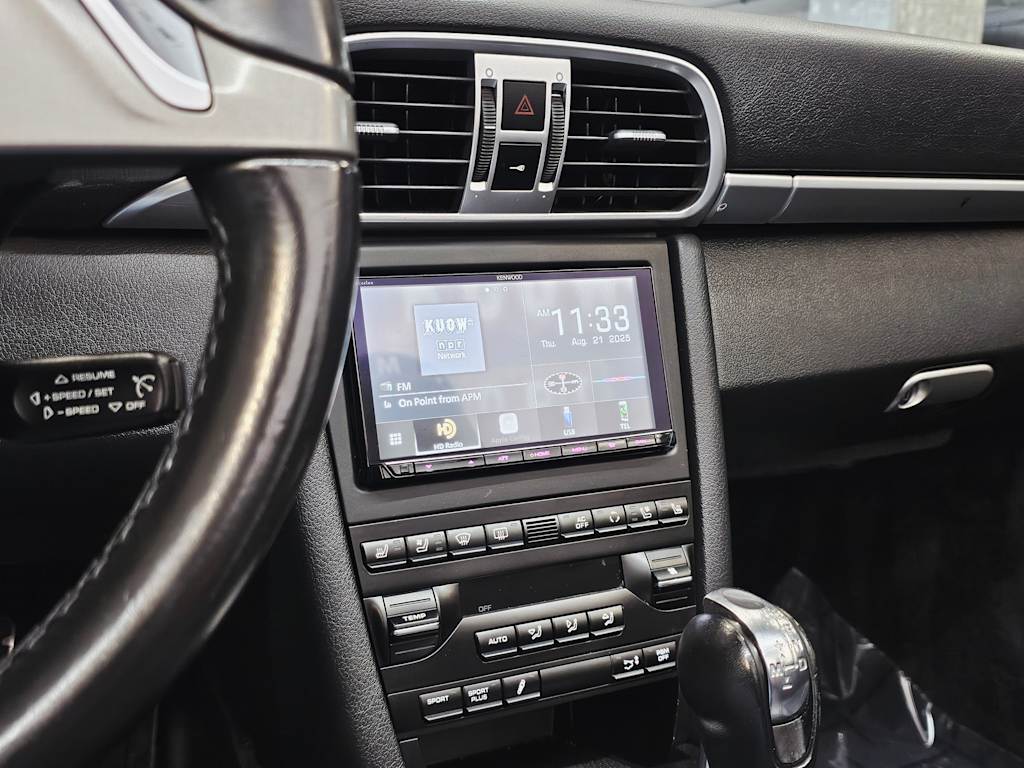 Thumbnail: 2009 Porsche 911 - 22