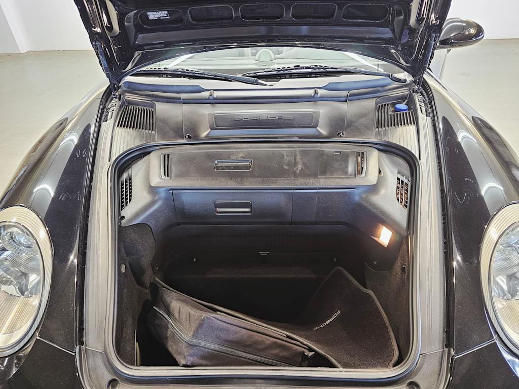 Thumbnail: 2009 Porsche 911 - 19