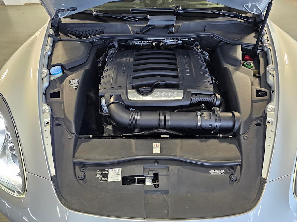 Thumbnail: 2013 Porsche Cayenne - 9