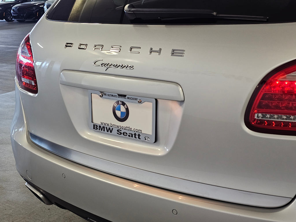Thumbnail: 2013 Porsche Cayenne - 7