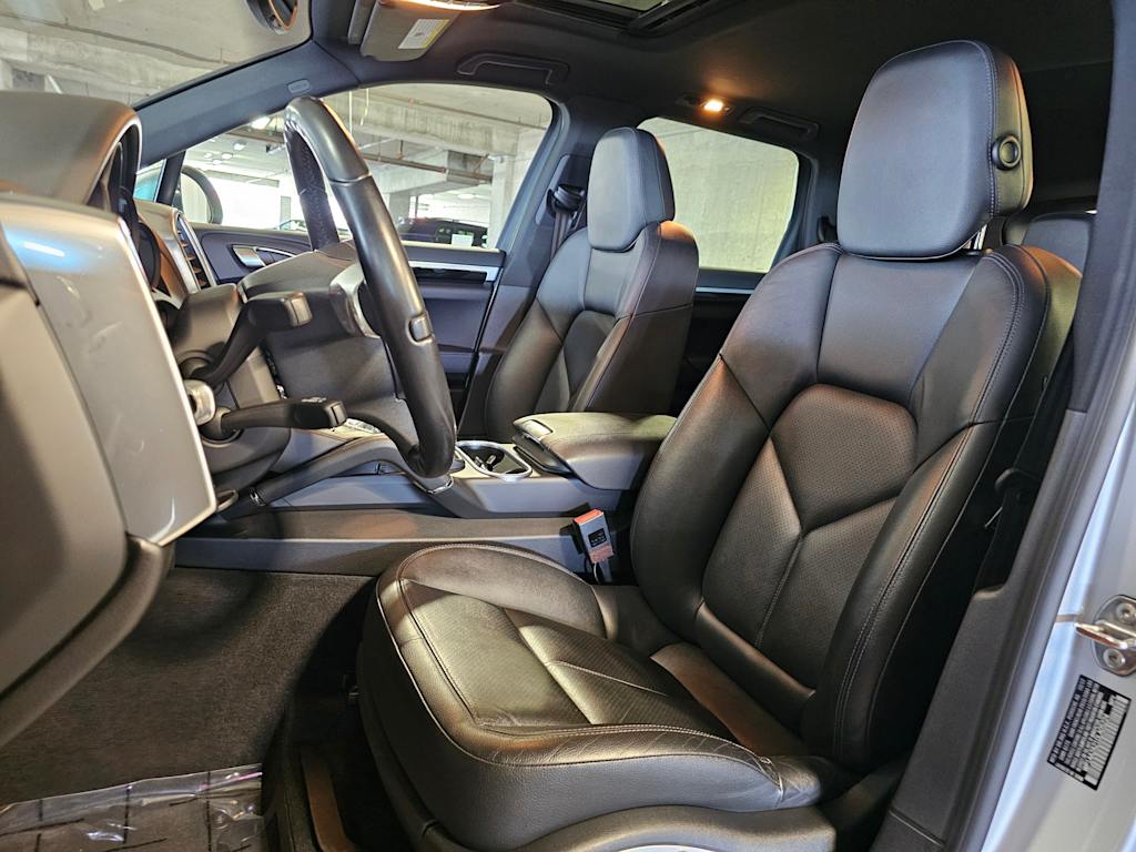 Thumbnail: 2013 Porsche Cayenne - 11