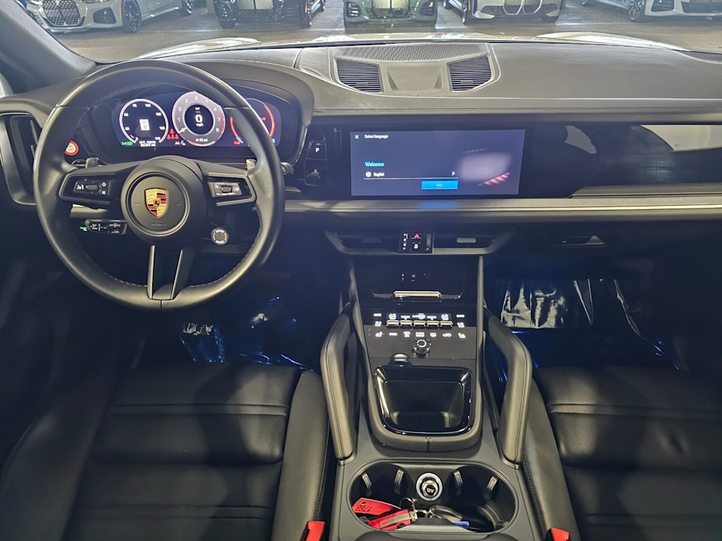 Thumbnail: 2024 Porsche Cayenne - 10