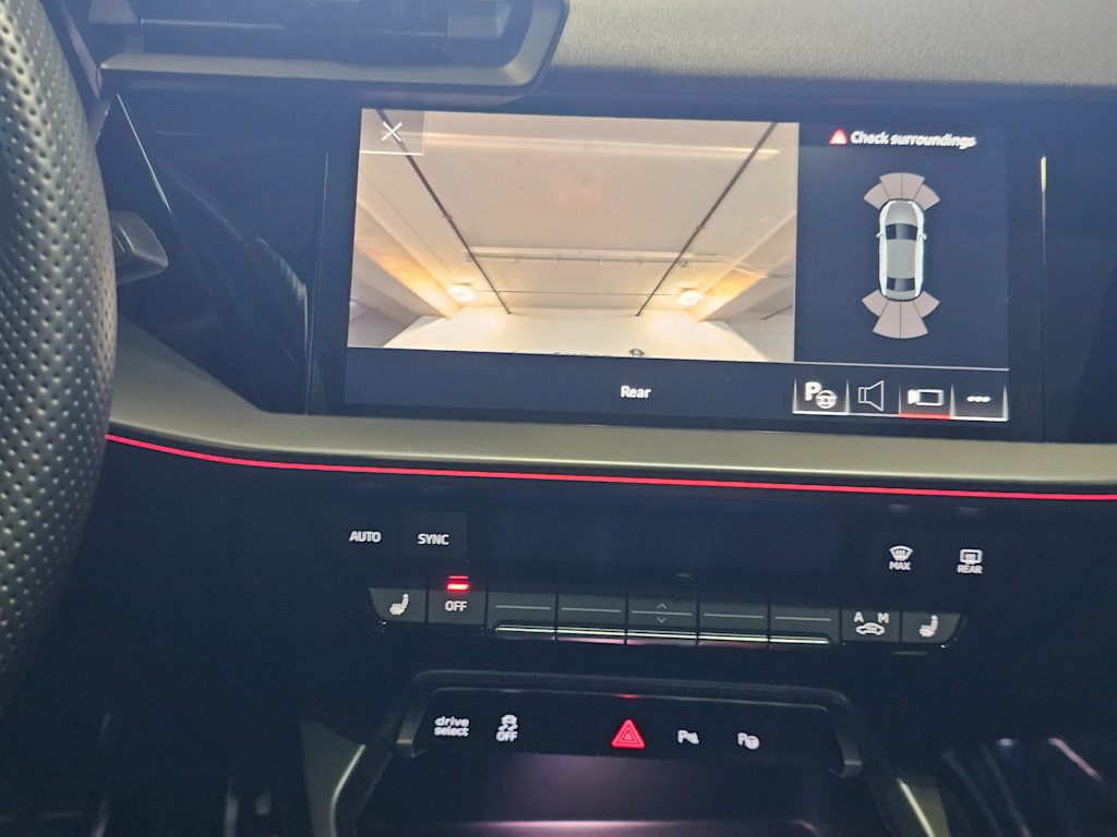 Thumbnail: 2023 Audi RS 3 - 16