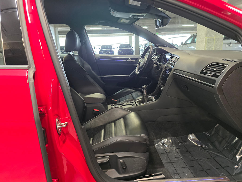 Thumbnail: 2019 Volkswagen Golf - 11