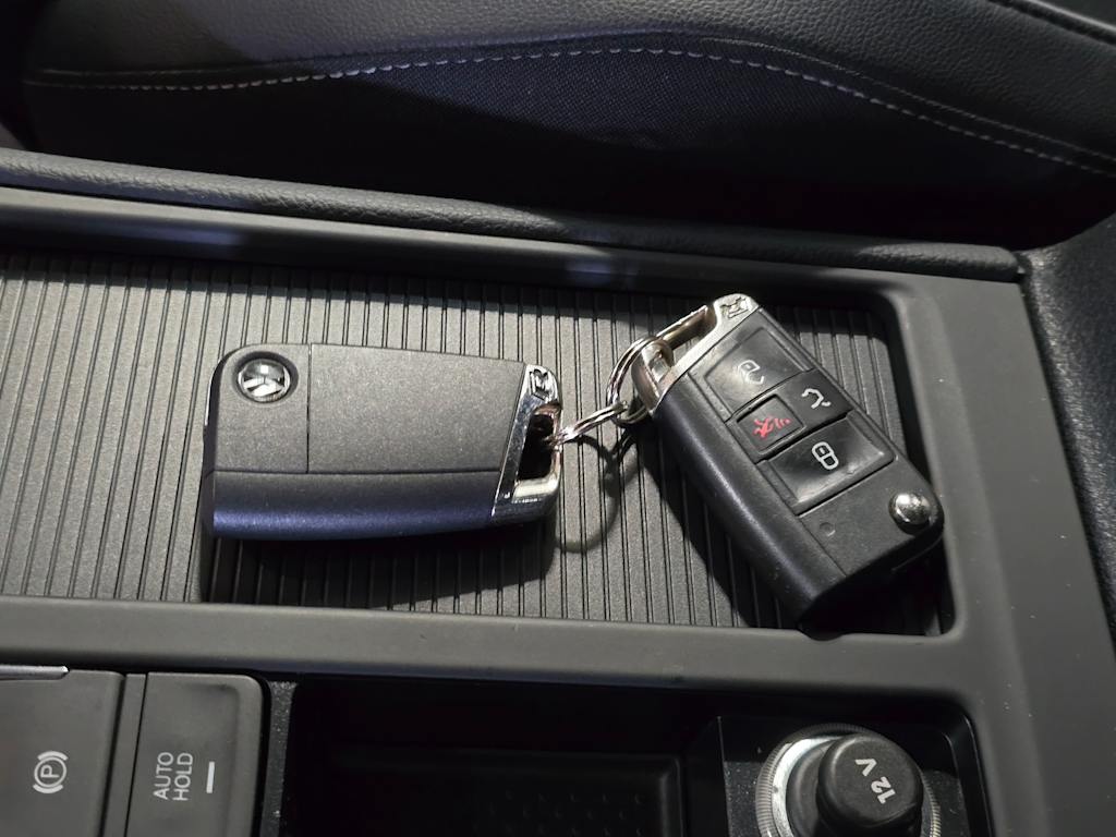 Thumbnail: 2019 Volkswagen Golf - 35