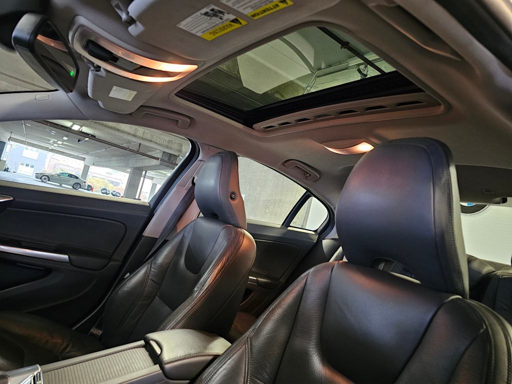 Thumbnail: 2013 Volvo S60 - 27