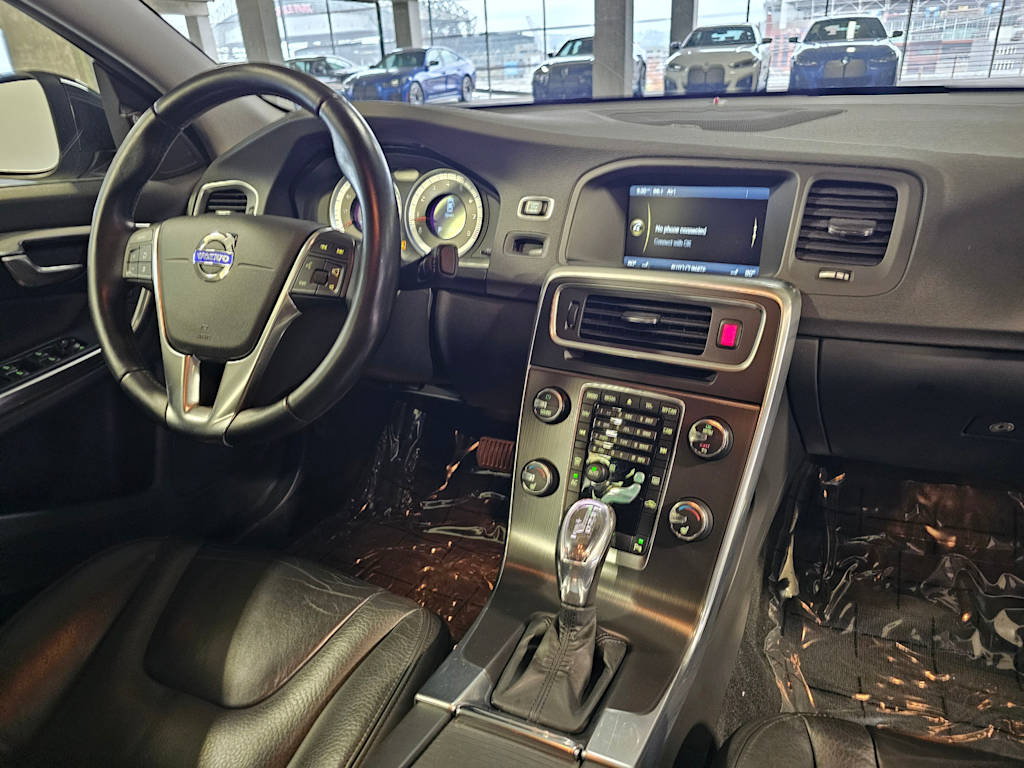 Thumbnail: 2013 Volvo S60 - 14