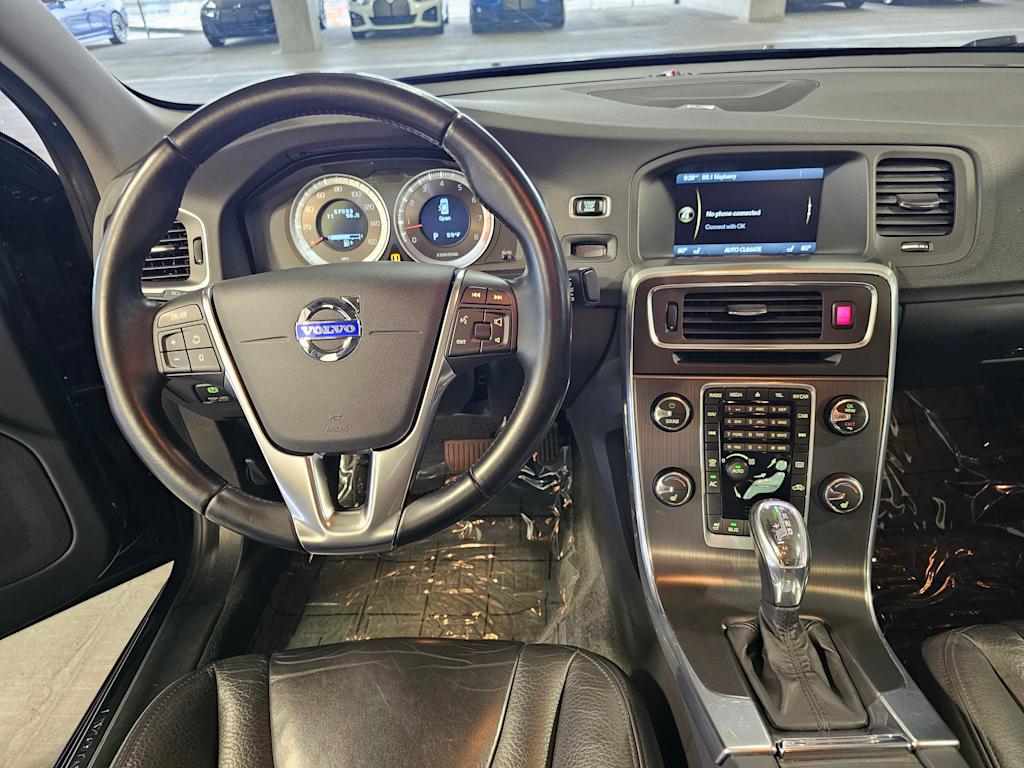 Thumbnail: 2013 Volvo S60 - 10