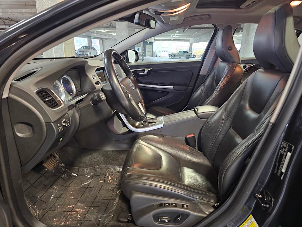 Thumbnail: 2013 Volvo S60 - 11