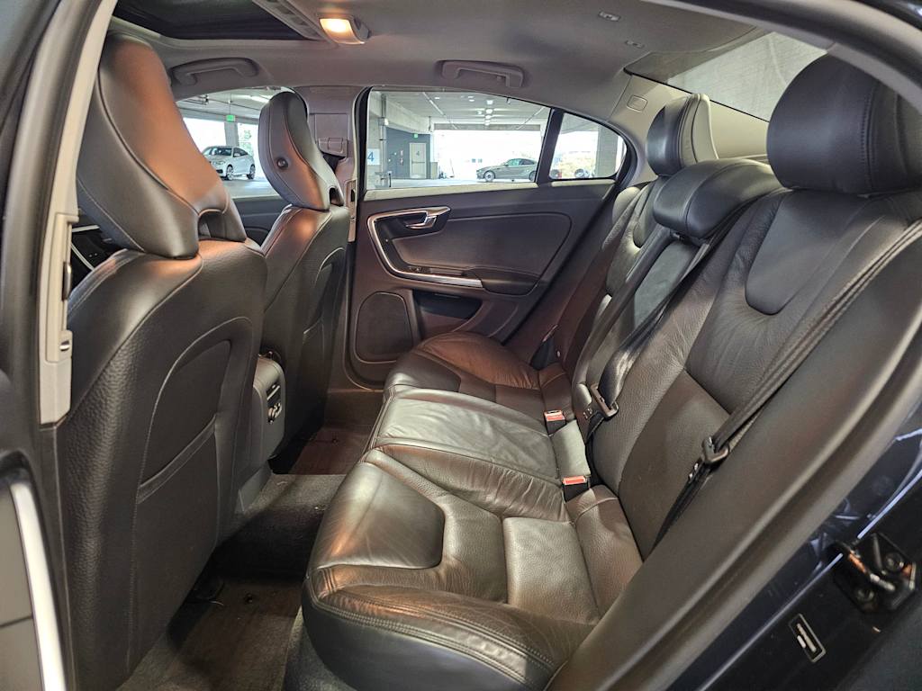 Thumbnail: 2013 Volvo S60 - 13