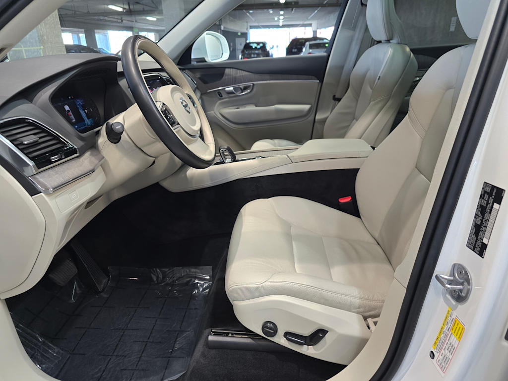 Thumbnail: 2023 Volvo XC90 - 10