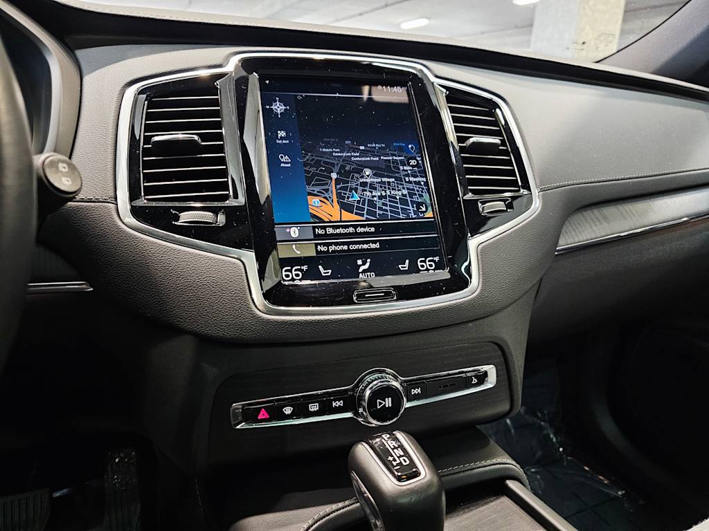 Thumbnail: 2021 Volvo XC90 - 21