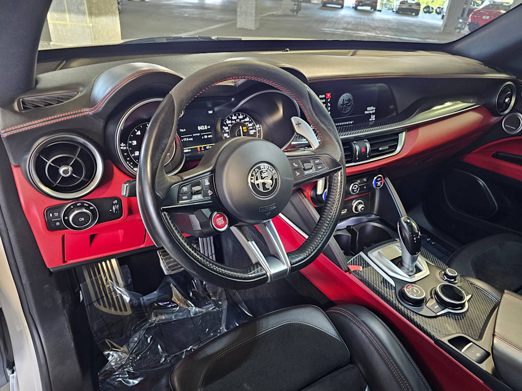 Thumbnail: 2018 Alfa Romeo Stelvio - 2